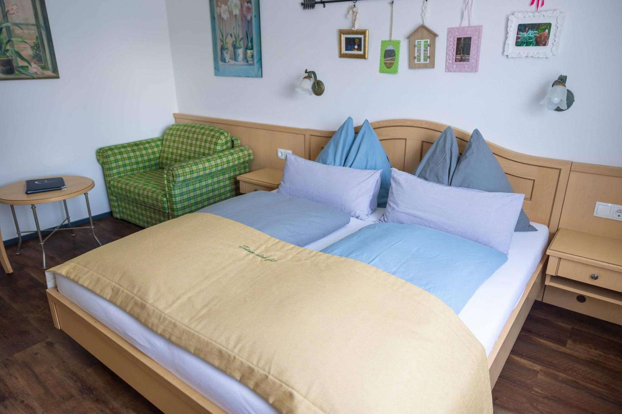 Pension Haus Sanz Виена Екстериор снимка
